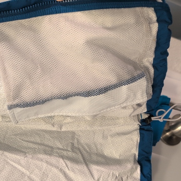 The North Face Blue Rain Jacket - Picture 3 of 6